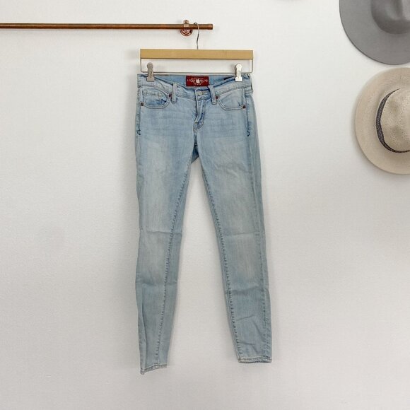Lucky Brand Denim - Lucky Brand Light Wash Denim Jeans Charlie Skinny 00 / 24